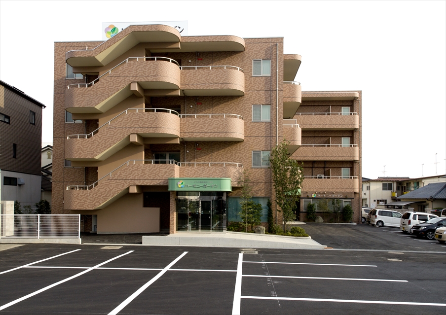 サービス付高齢者向け住宅　ハーモニーガーデン 様